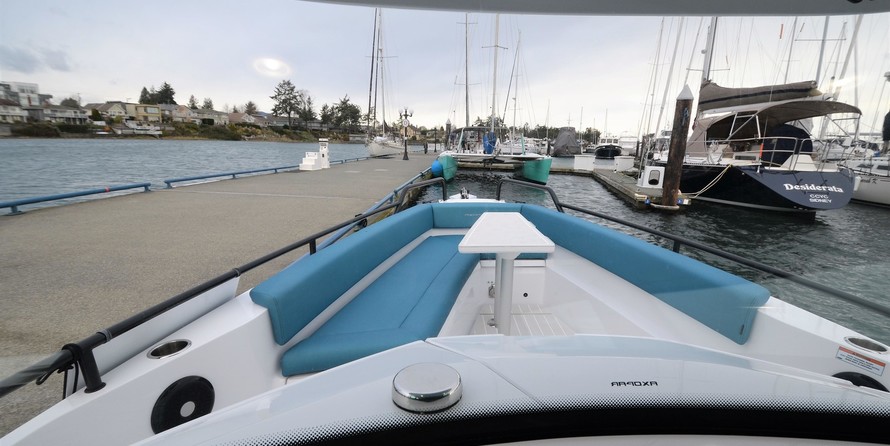 Axopar 28 Cabin