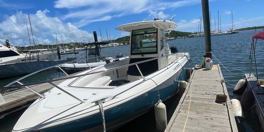 Boston Whaler 320 Outrage