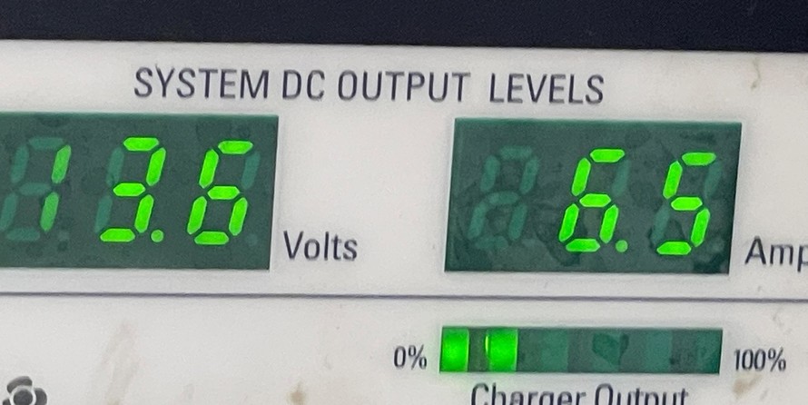 Boston Whaler 320 Outrage