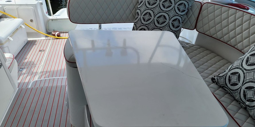 Glacier bay isle runner blue hull 2670