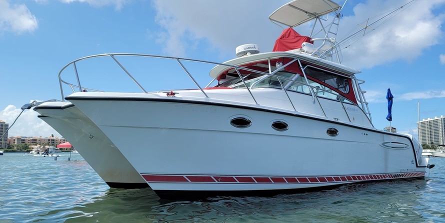 Glacier bay isle runner blue hull 2670