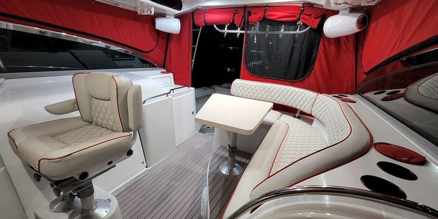 Glacier bay isle runner blue hull 2670