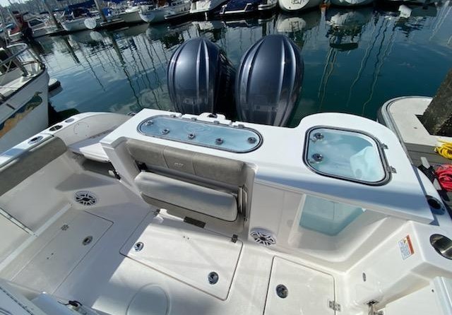 288 Sea Fox Commander