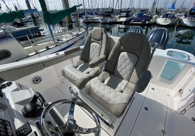 288 Sea Fox Commander