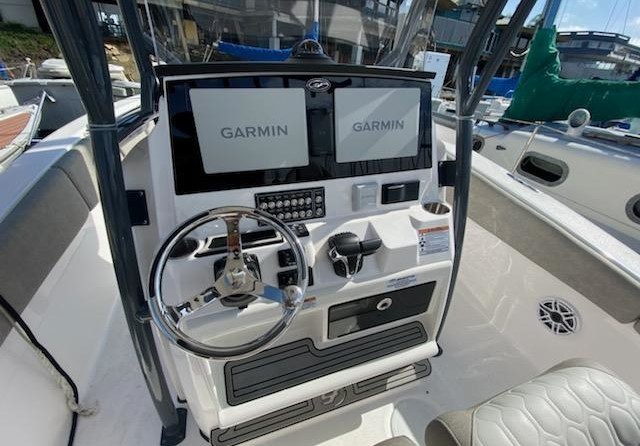 288 Sea Fox Commander