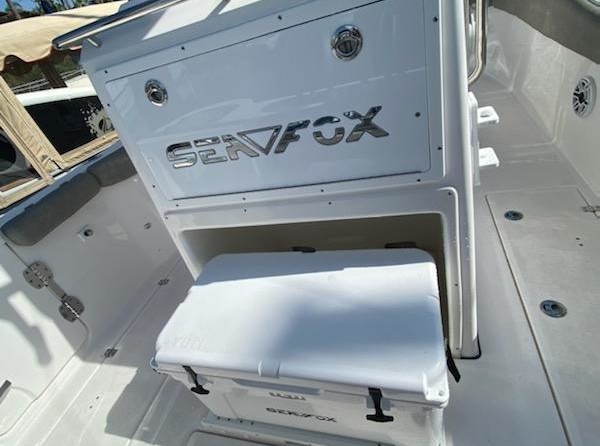 288 Sea Fox Commander