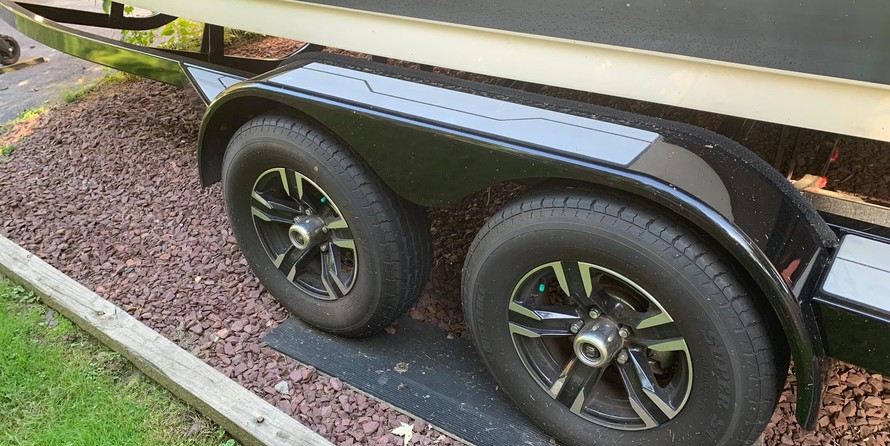 Malibu Wakesetter 23 LSV