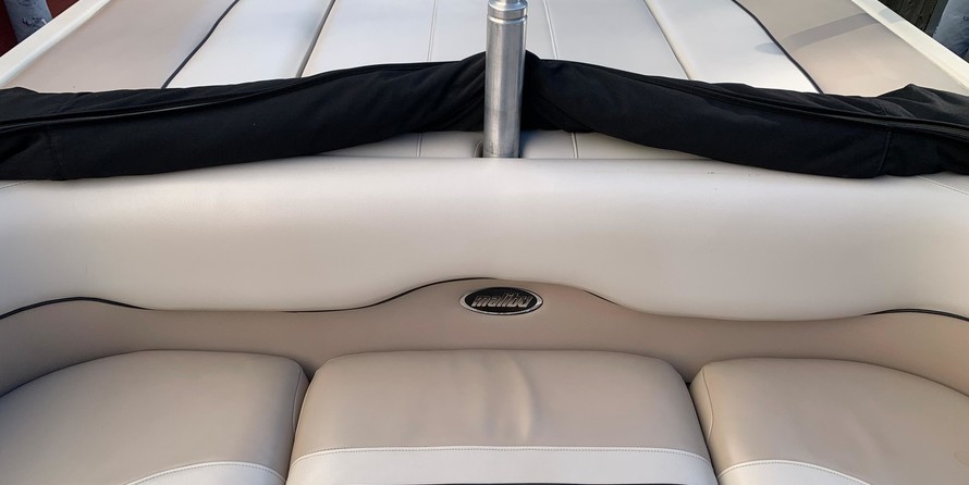 Malibu Wakesetter 23 LSV