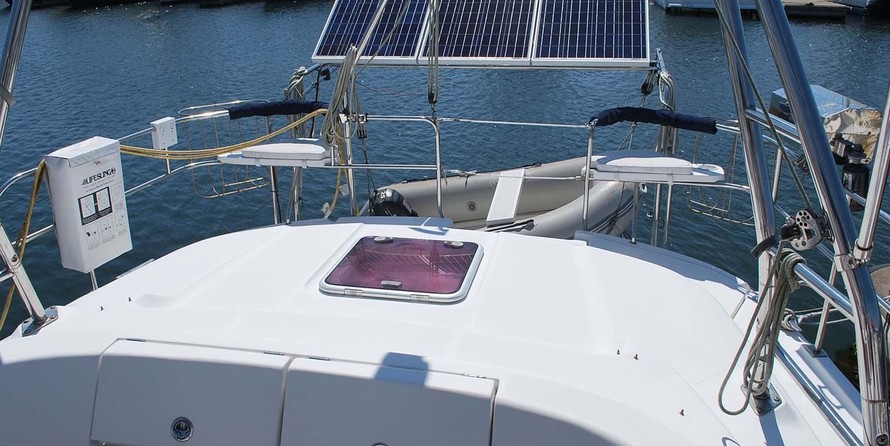 Marlow-Hunter 50 Center Cockpit