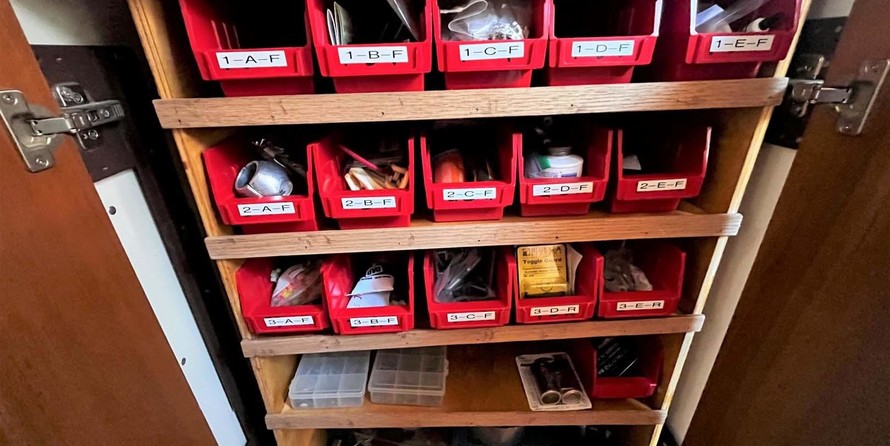 Marlow-Hunter 50 Center Cockpit