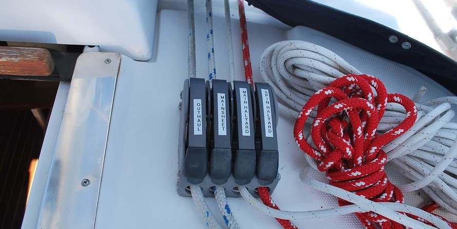 Marlow-Hunter 50 Center Cockpit