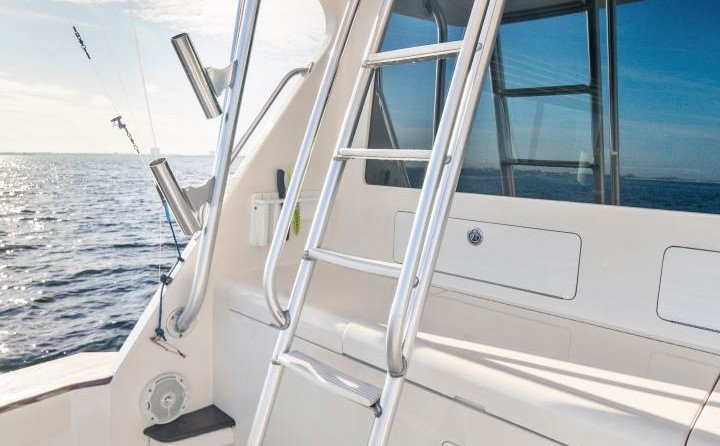 Riviera 43 Open Flybridge