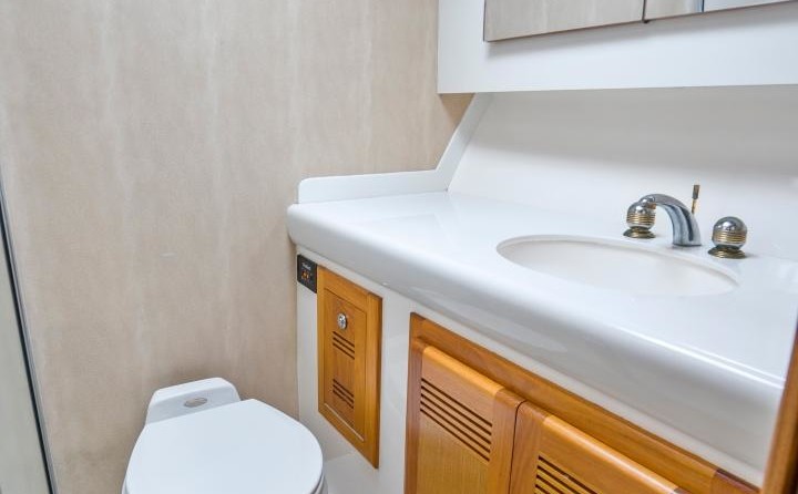 Riviera 43 Open Flybridge