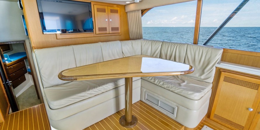 Riviera 43 Open Flybridge