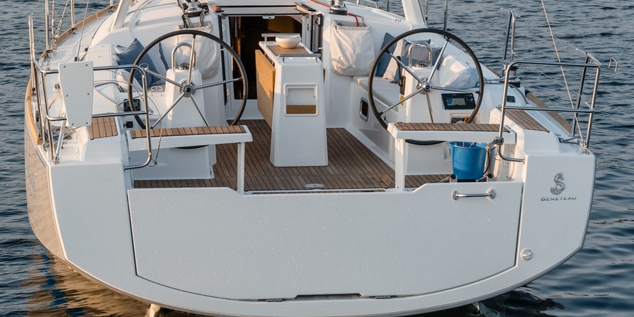 Beneteau Oceanis 38.1