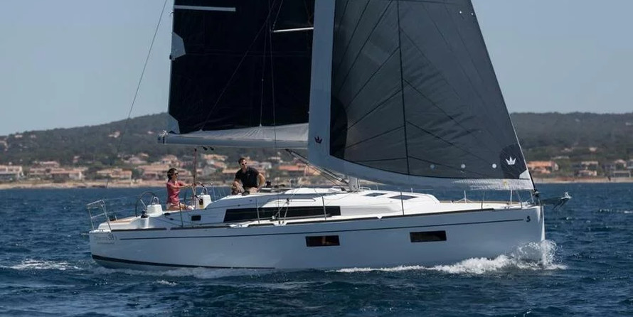 Beneteau Oceanis 38.1