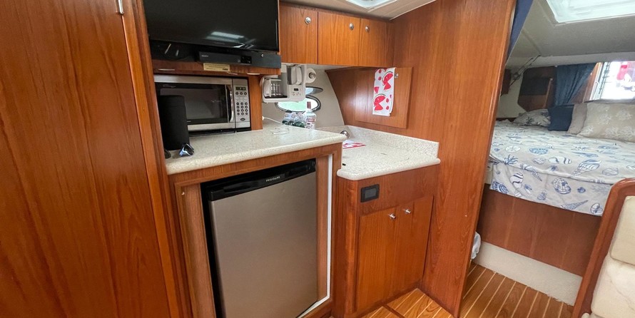 Tiara 3500 open hardtop