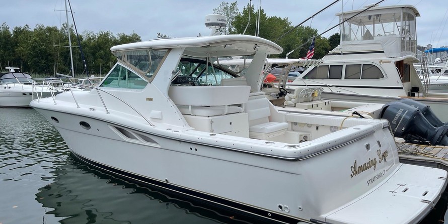 Tiara 3500 open hardtop