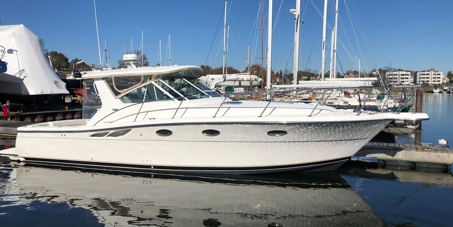 Tiara 3500 open hardtop