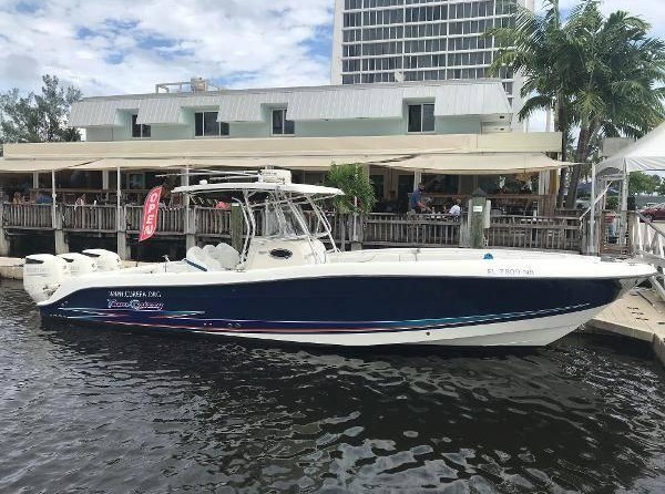 Hydra-Sports Vector 3300 CC