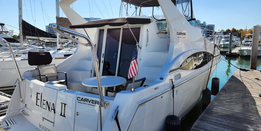 Carver 36 Mariner