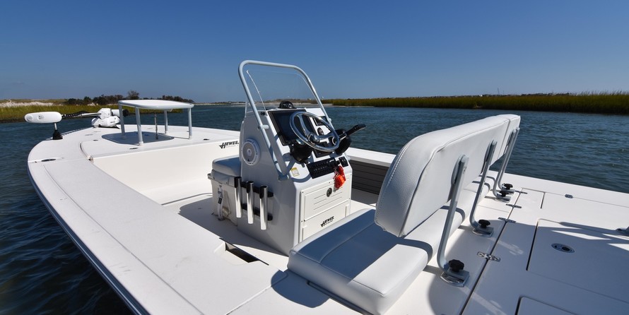 Hewes 16.9 redfisher