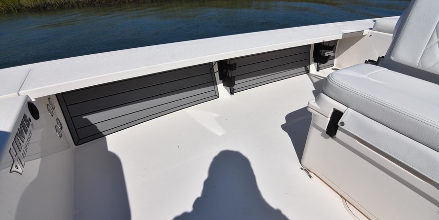 Hewes 16.9 redfisher