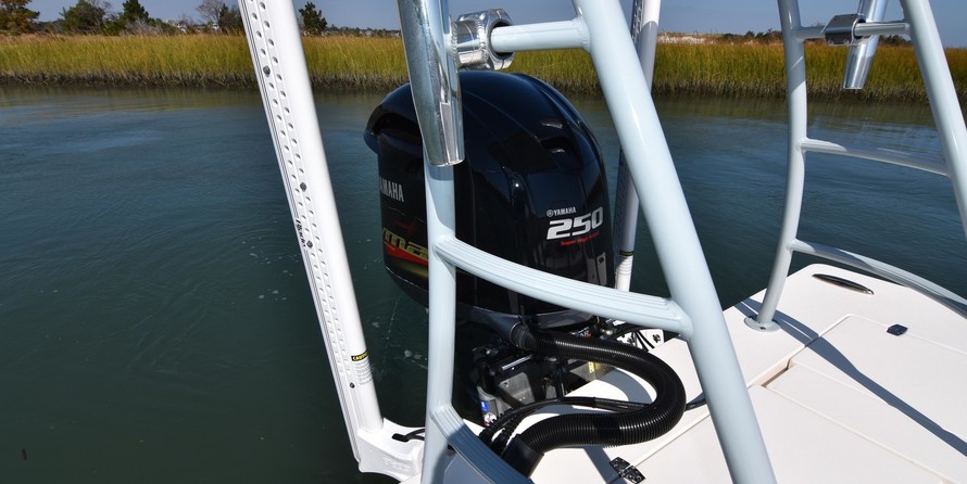 Hewes 16.9 redfisher