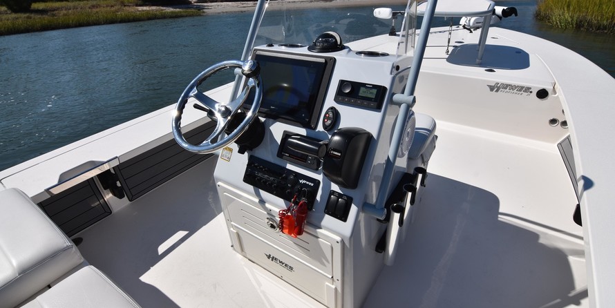 Hewes 16.9 redfisher