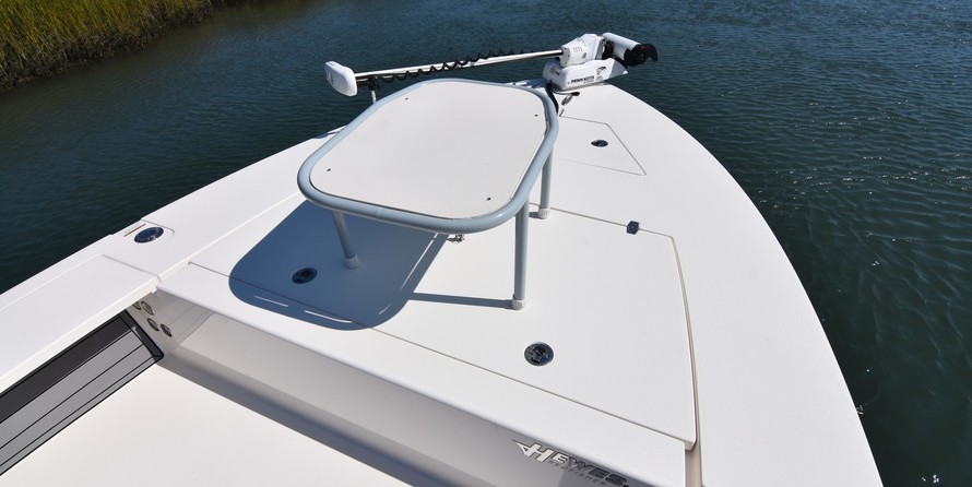 Hewes 16.9 redfisher