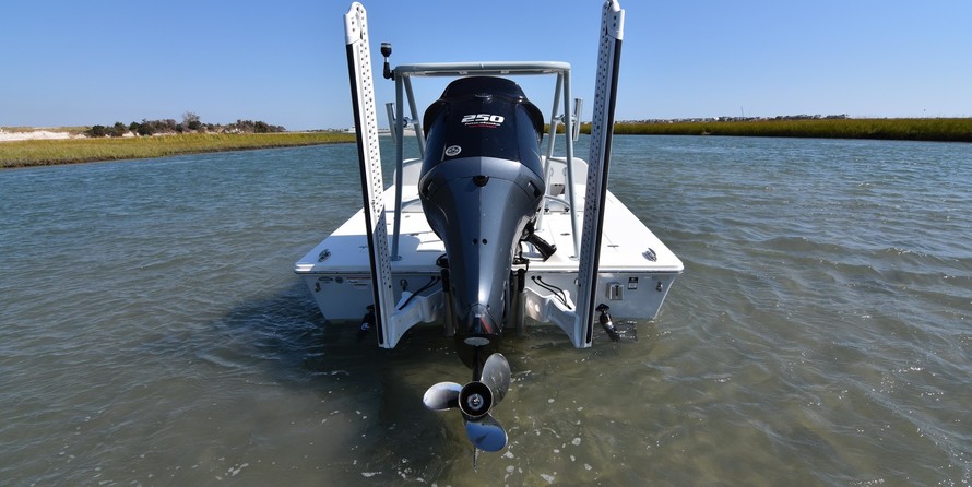 Hewes 16.9 redfisher