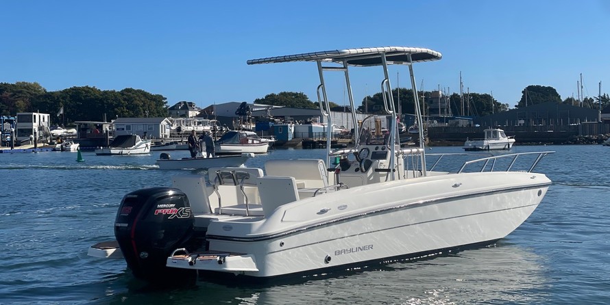 Bayliner Element CC7