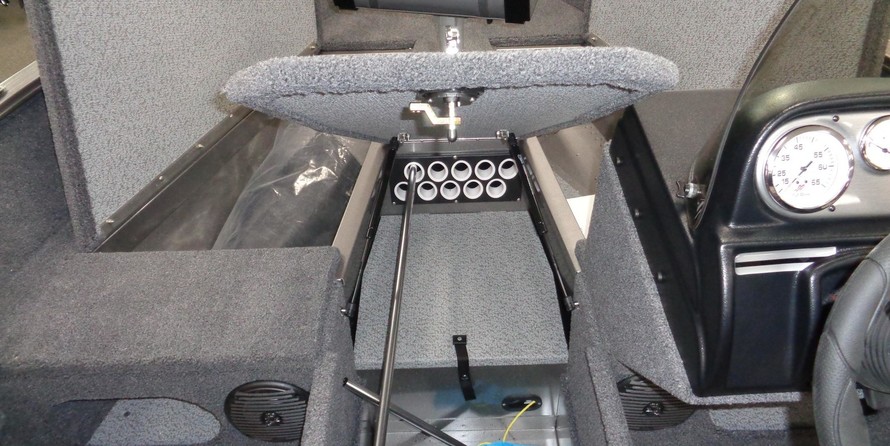 Lund Boats 1775 Impact SS