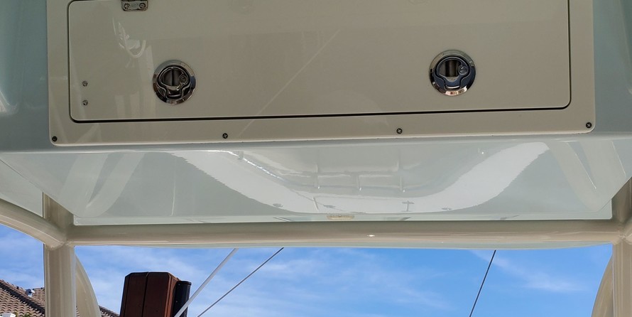 Cobia 217 center console