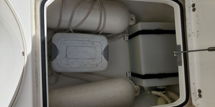 Cobia 217 center console