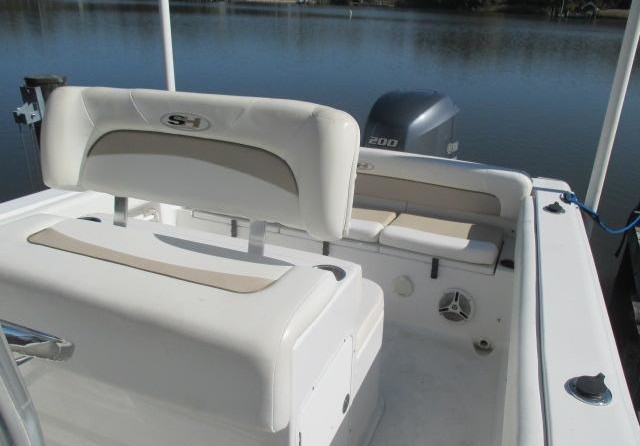 Sea Ray hunt ultra 211