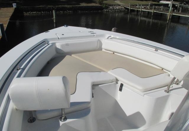 Sea Ray hunt ultra 211