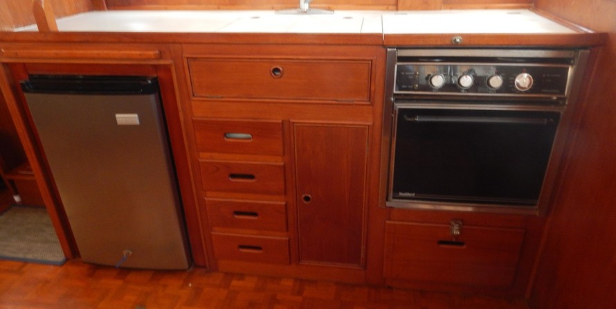 Grand Banks Motor Yacht