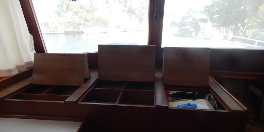 Grand Banks Motor Yacht