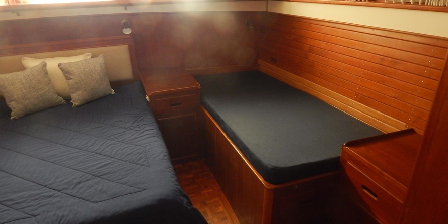 Grand Banks Motor Yacht