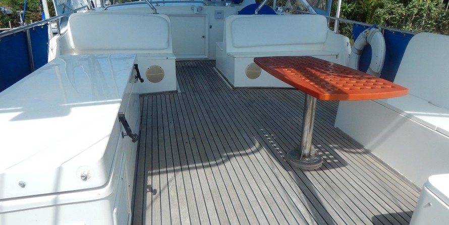 Grand Banks Motor Yacht