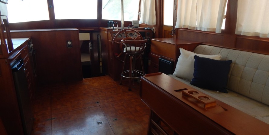 Grand Banks Motor Yacht