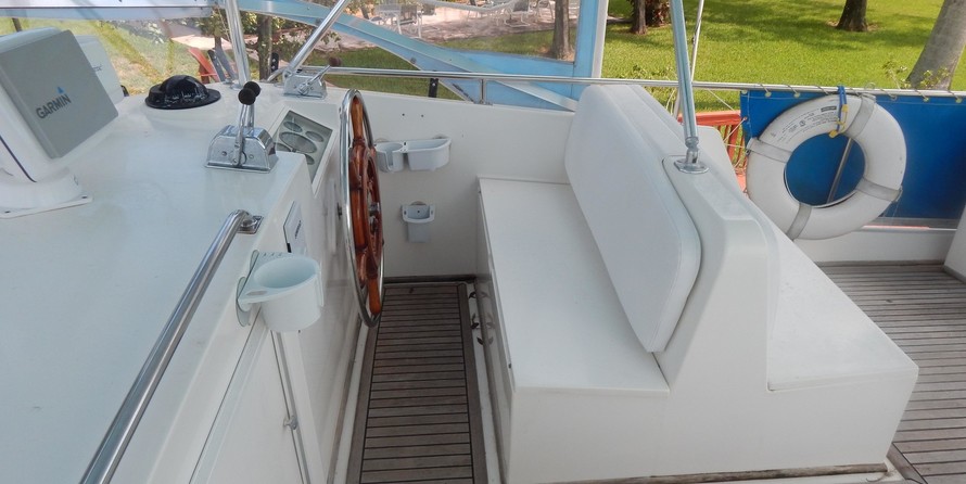 Grand Banks Motor Yacht