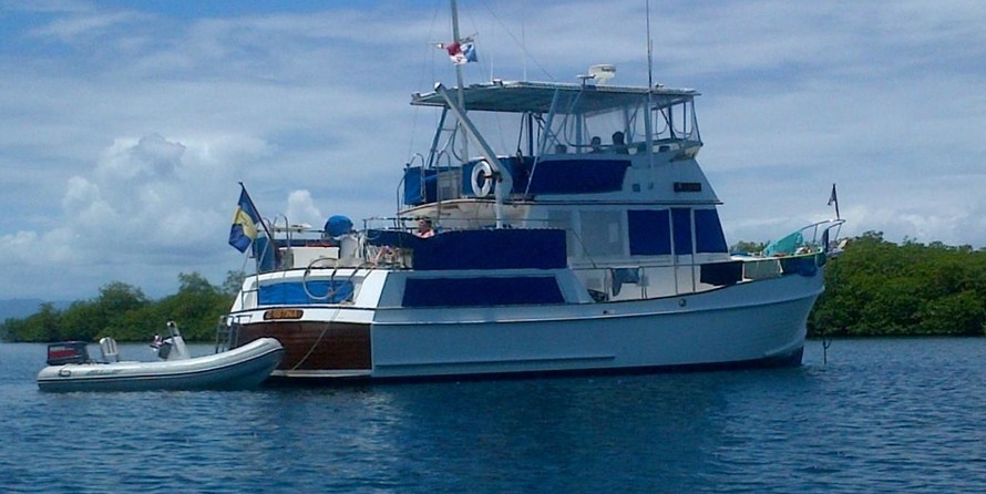 Grand Banks Motor Yacht