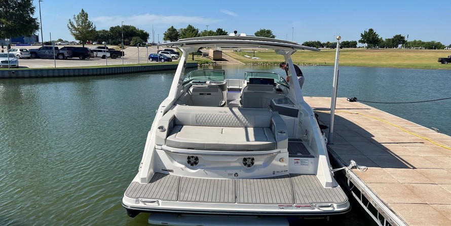 Sea Ray 310 SLX