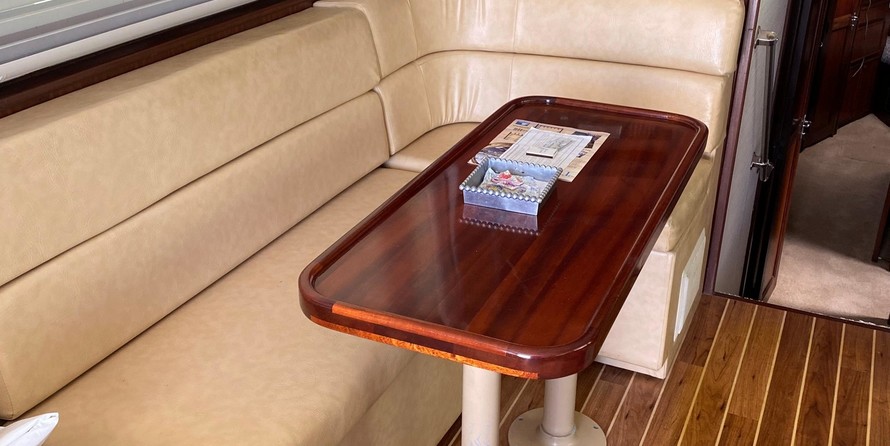 Hatteras 77 Convertible