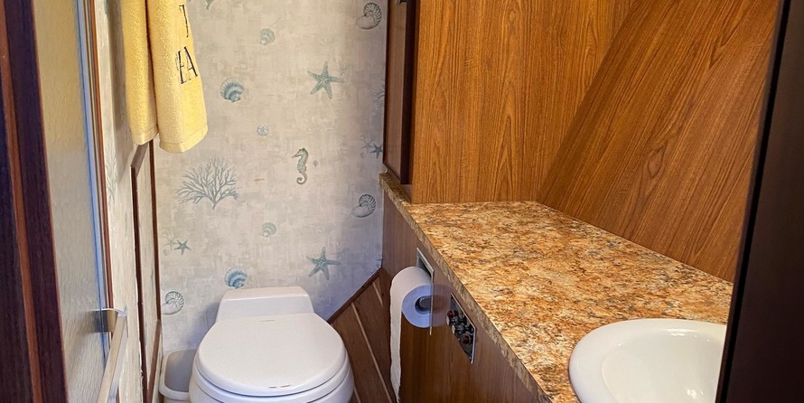 Hatteras 77 Convertible