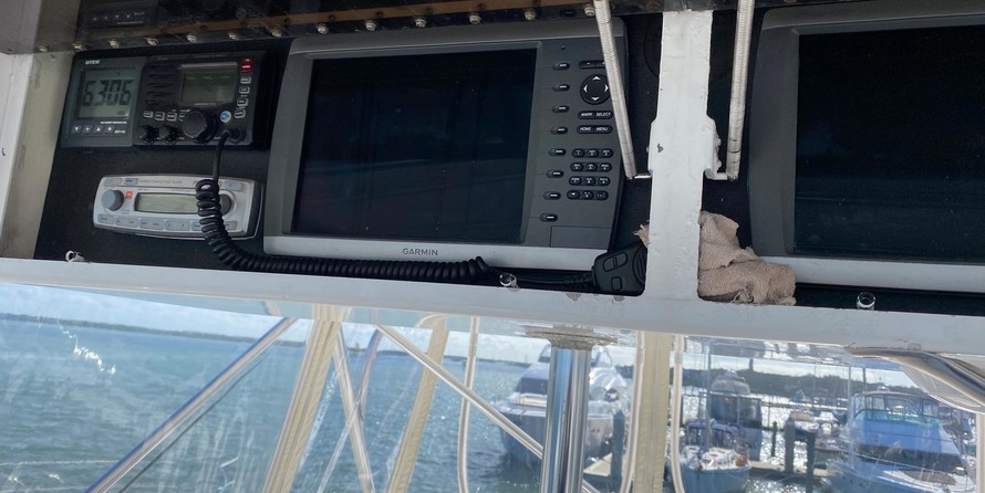 Hatteras 77 Convertible