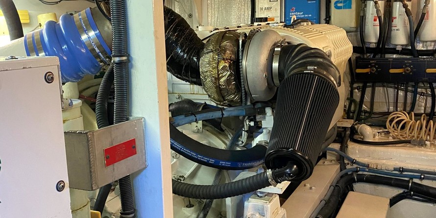 Hatteras 77 Convertible