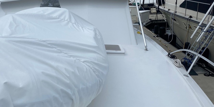 Hatteras 77 Convertible